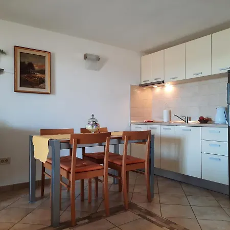 Lucija Apartment